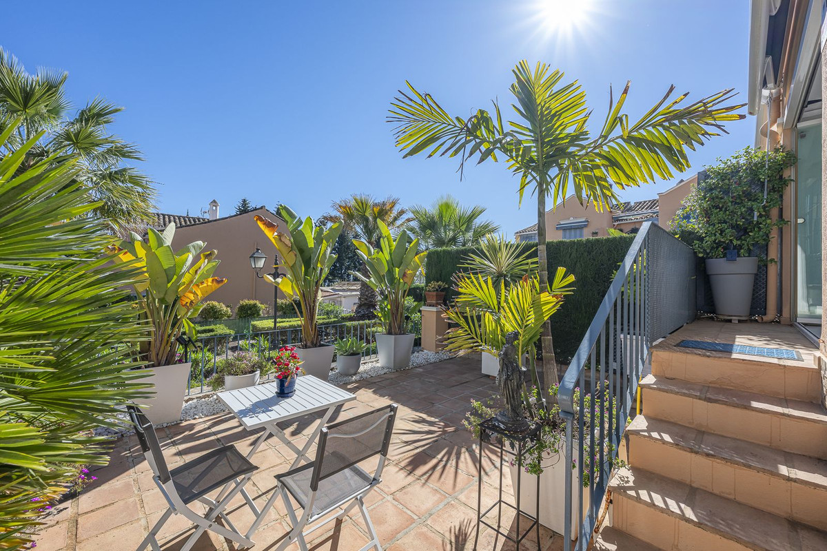 3 Bedroom Villa for Sale in Marbella — 4