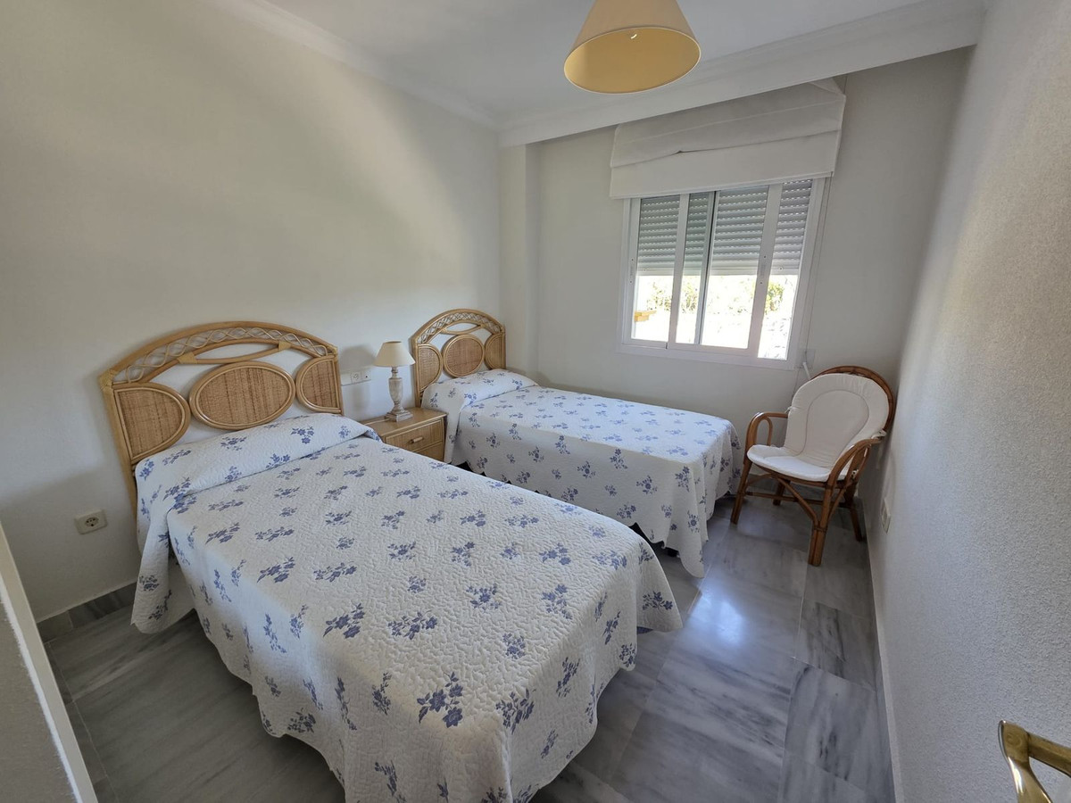 3 Bedroom Apartment for Sale in Nueva Andalucía — 8