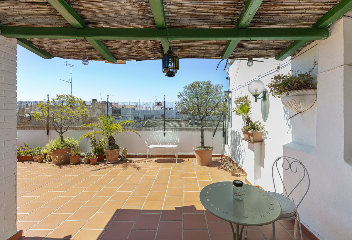 6 Bedroom Apartment for Sale in San Pedro de Alcántara — 5