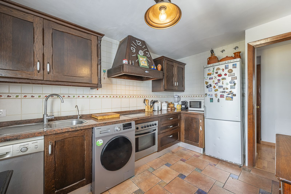 2 Bedroom Apartment for Sale in Ojén — 9