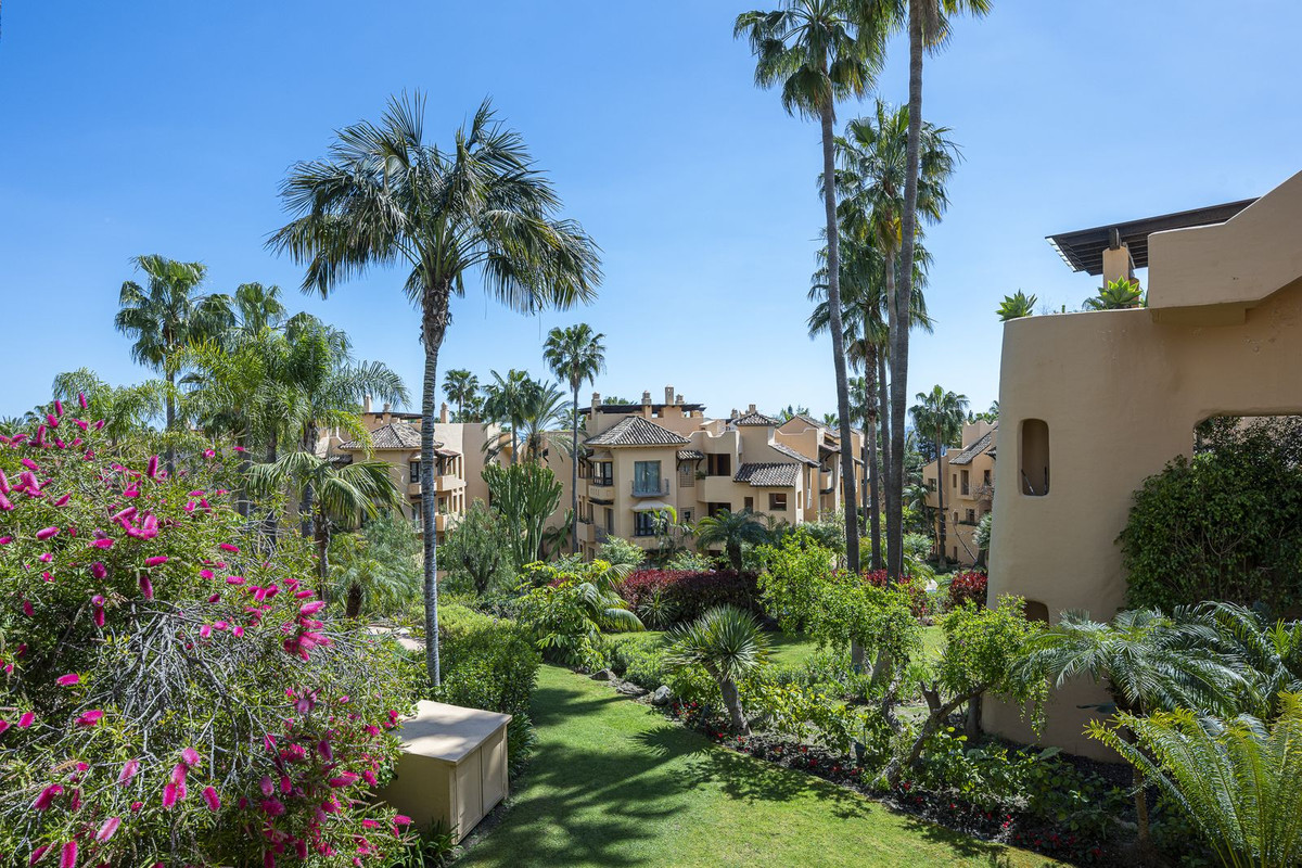 2 Bedroom Apartment for Sale in Sierra Blanca — 3