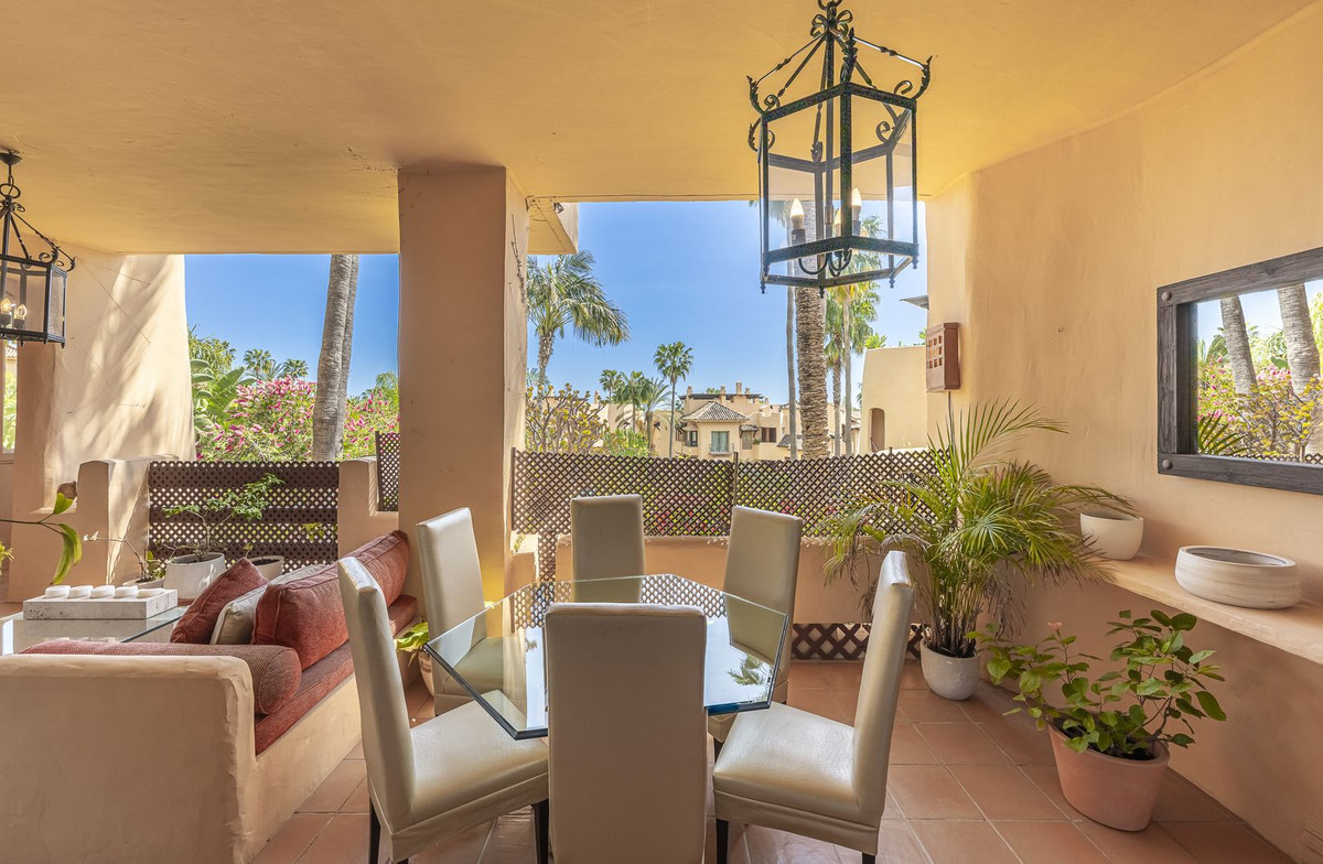 2 Bedroom Apartment for Sale in Sierra Blanca — 7