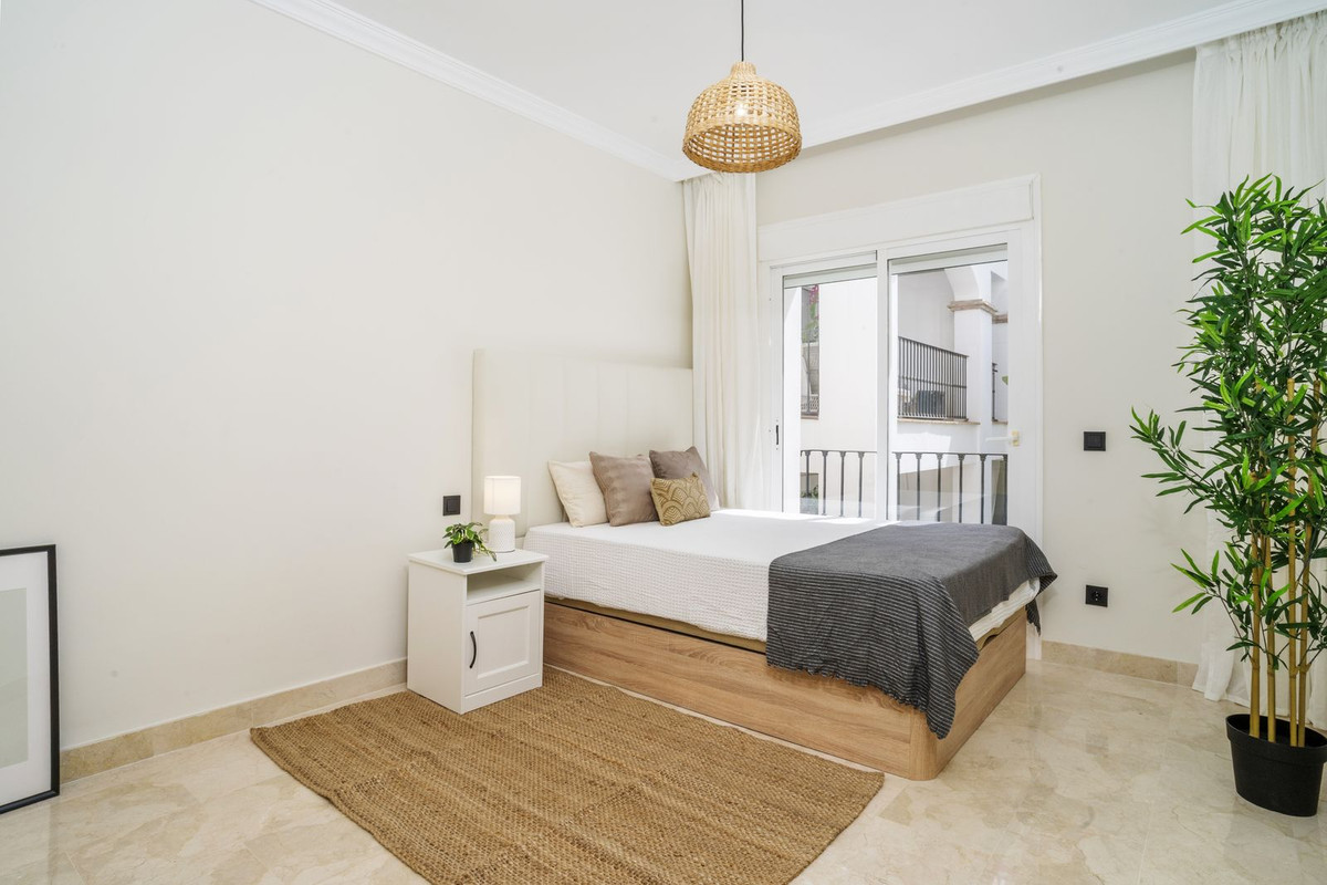 3 Bedroom Apartment for Sale in Marbella — 7