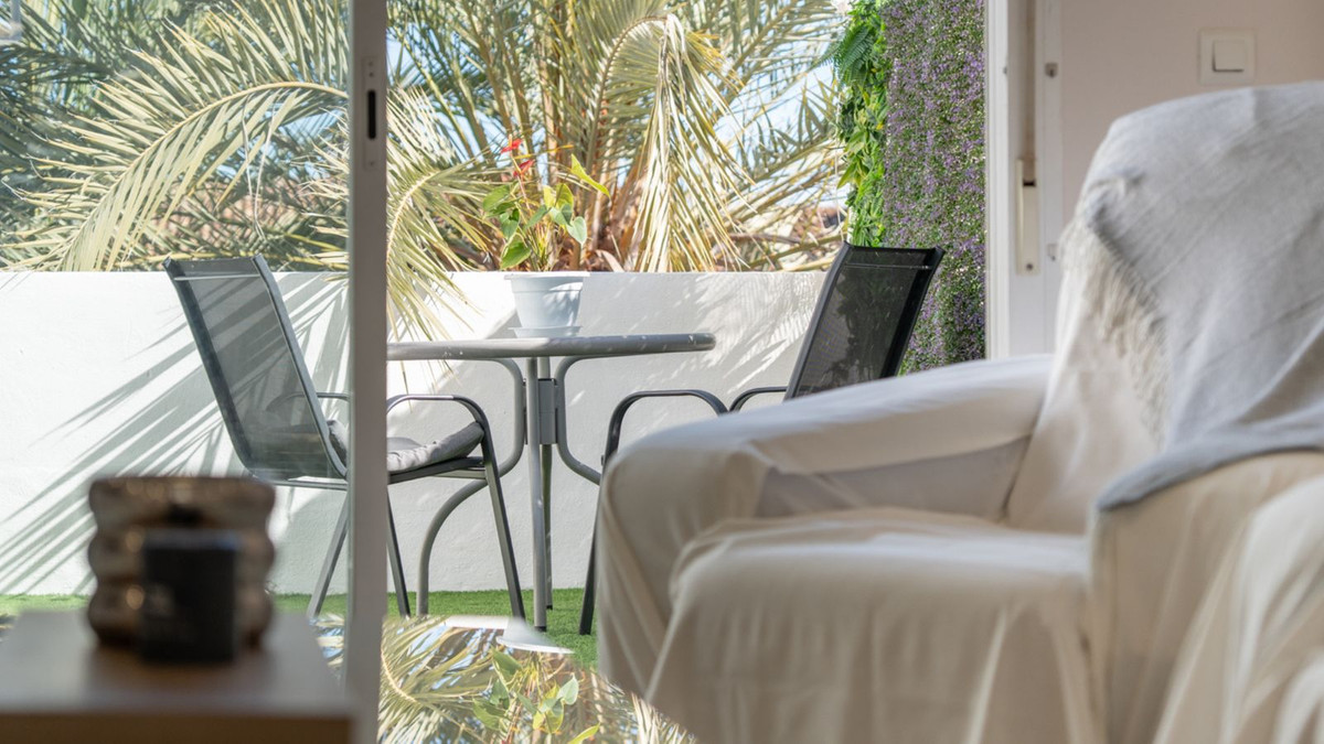 2 Bedroom Apartment for Sale in Estepona — 3