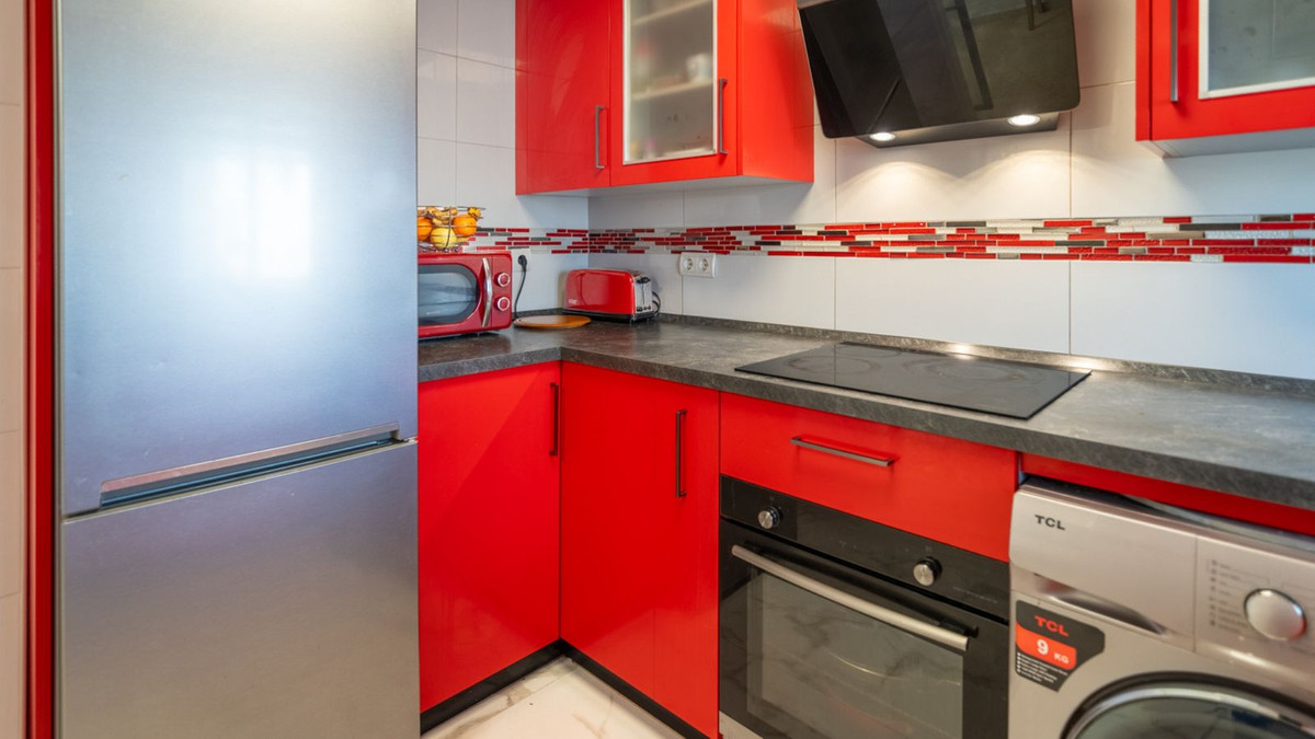 2 Bedroom Apartment for Sale in Estepona — 7
