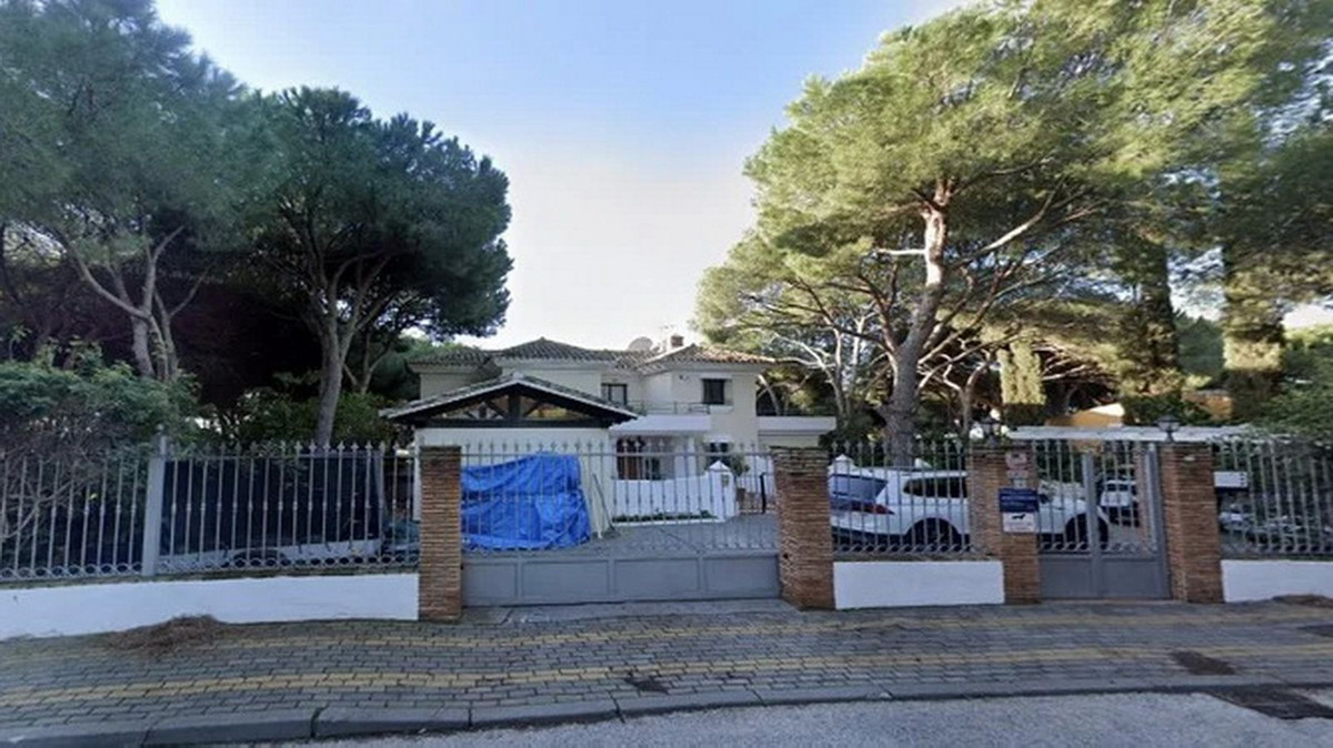 3 Bedroom Villa for Sale in Marbella — 2