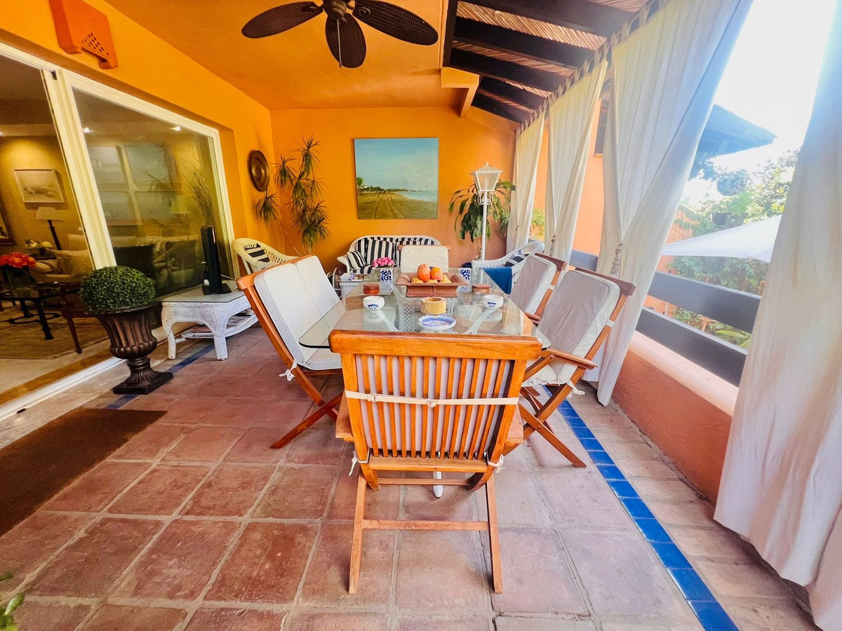 3 Bedroom Villa for Sale in The Golden Mile — 5
