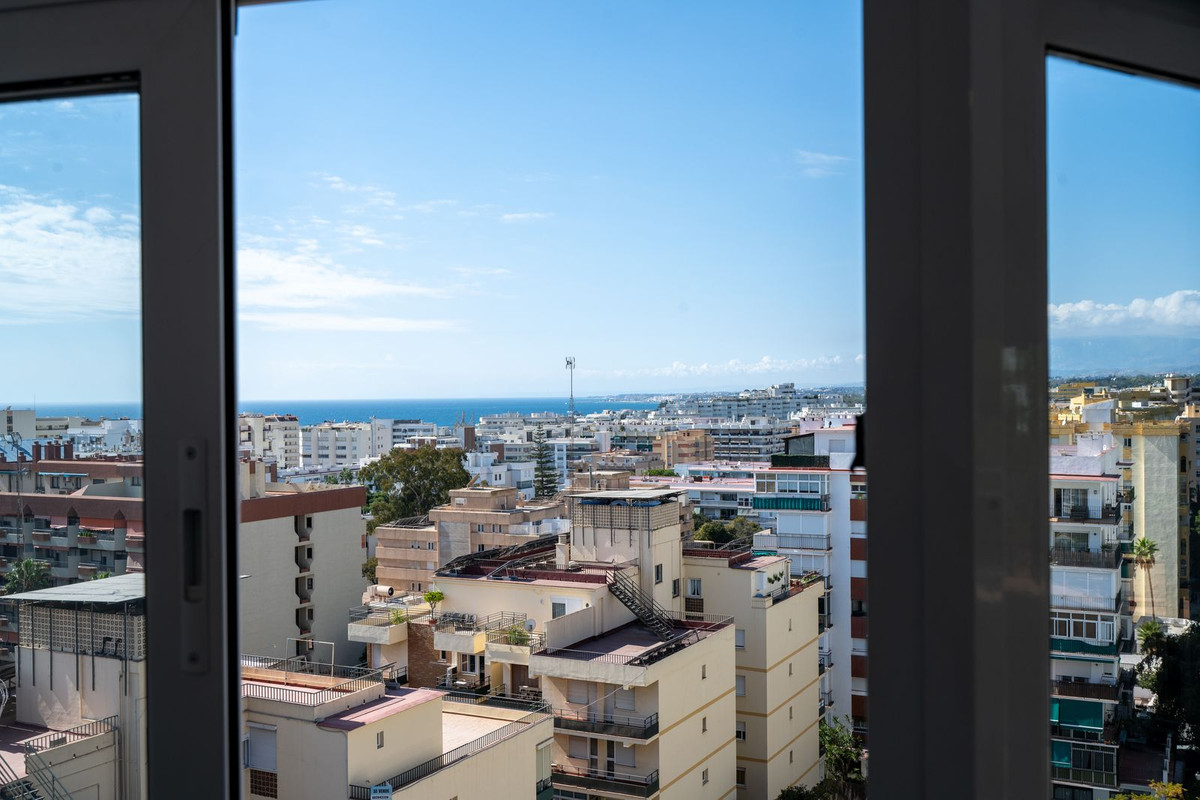 2 Bedroom Apartment for Sale in Marbella