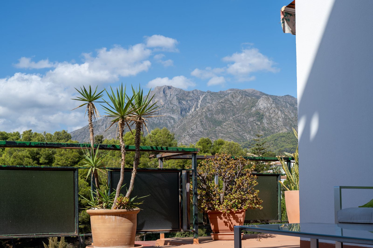 2 Bedroom Apartment for Sale in Marbella — 3
