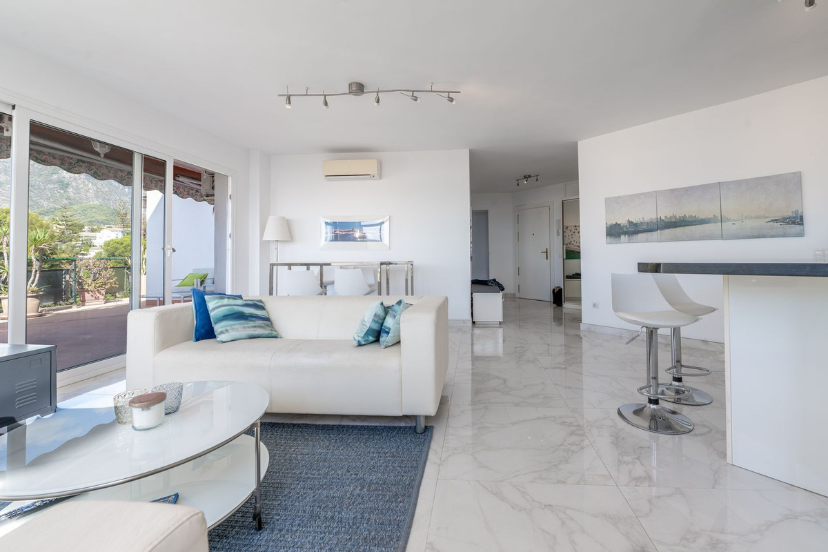 2 Bedroom Apartment for Sale in Marbella — 9