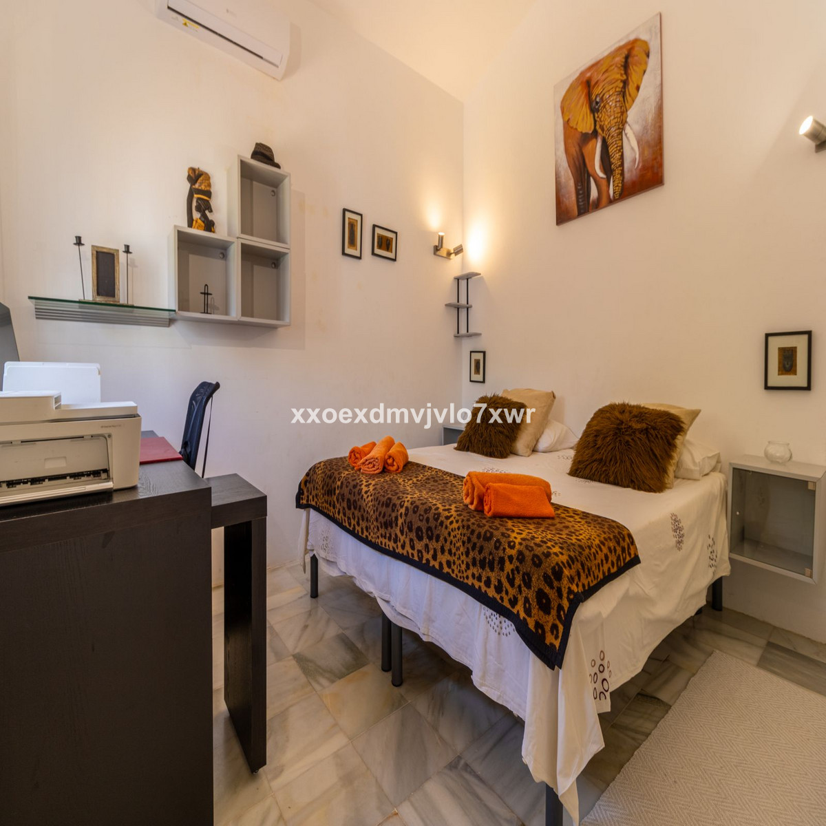 3 Bedroom Villa for Sale in Estepona — view 10
