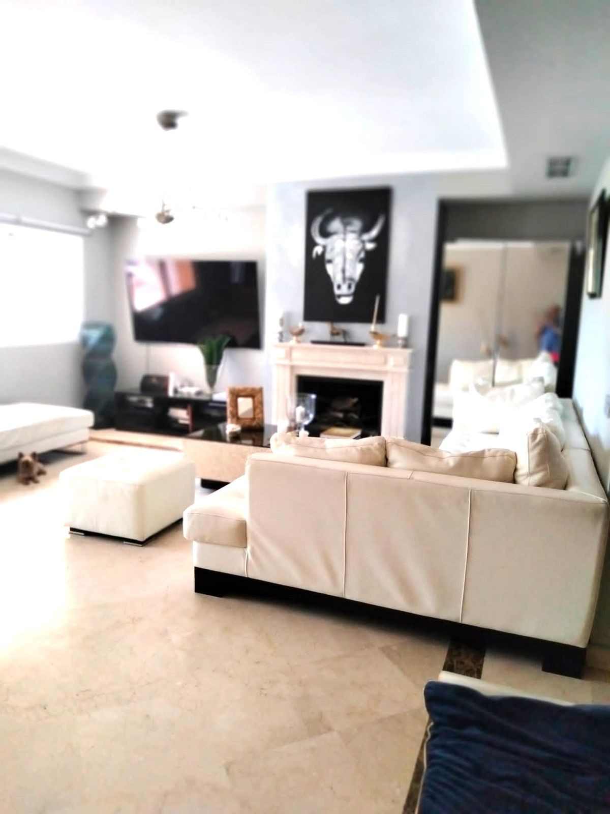 5 Bedroom Villa for Sale in Puerto Banús — view 10