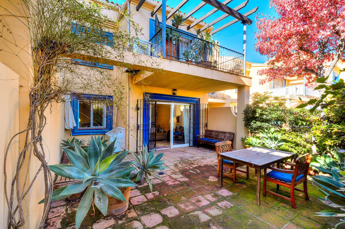 3 Bedroom Villa for Sale in San Pedro de Alcántara — 3