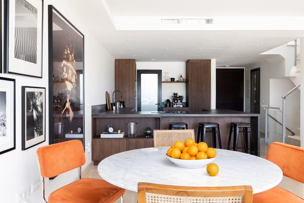 3 Bedroom Villa for Sale in The Golden Mile — 2