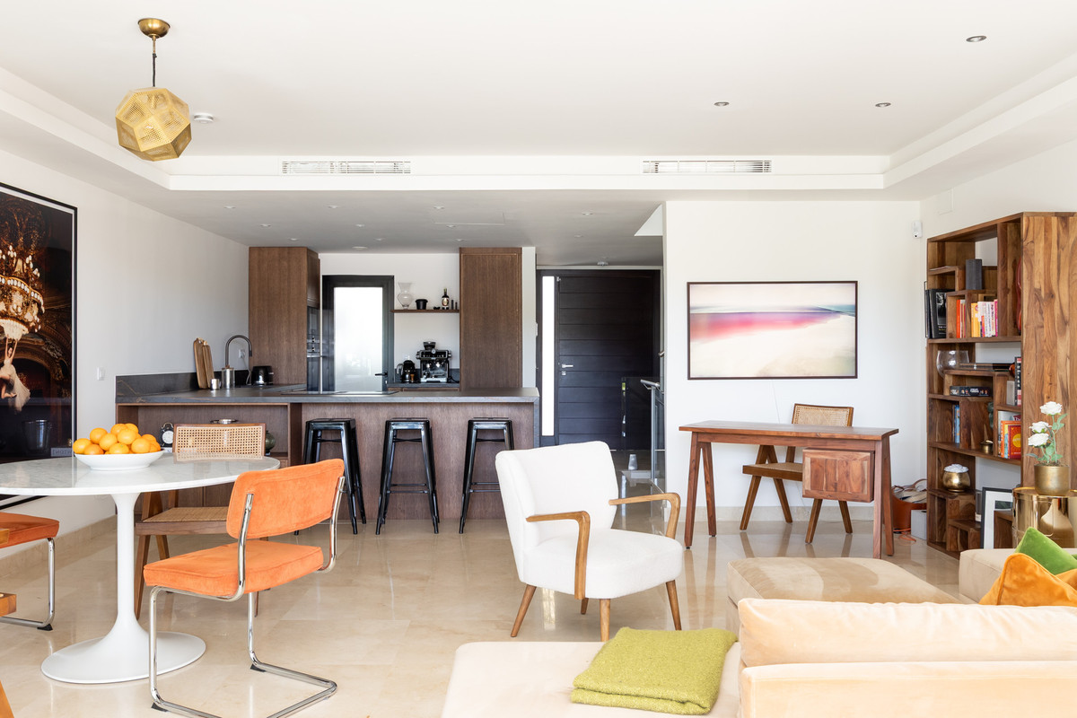 3 Bedroom Villa for Sale in The Golden Mile — 7