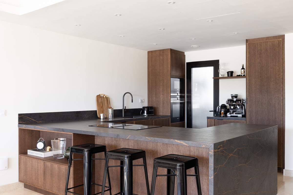3 Bedroom Villa for Sale in The Golden Mile — 9