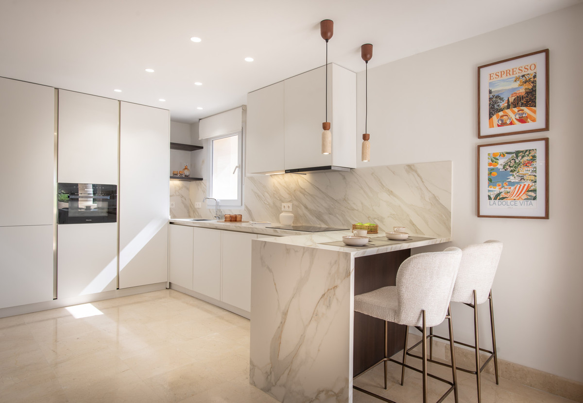 3 Bedroom Apartment for Sale in Nueva Andalucía — 9
