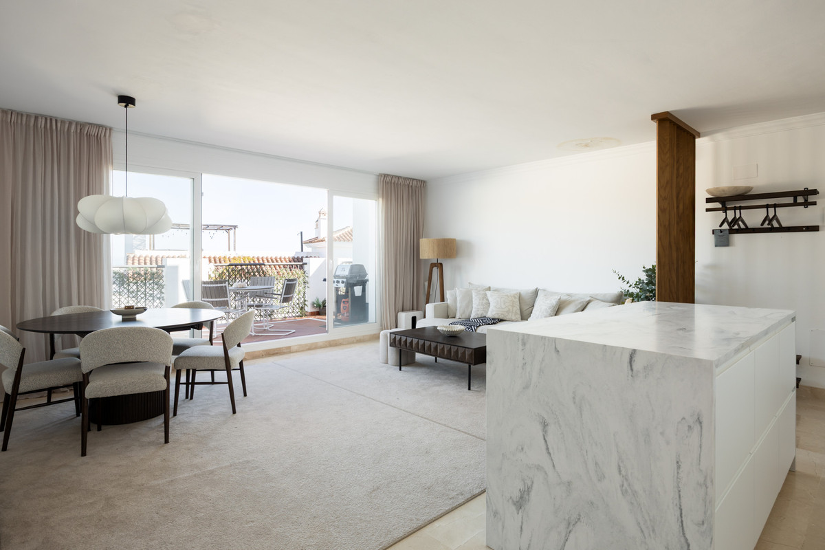 3 Bedroom Apartment for Sale in El Paraiso — 6