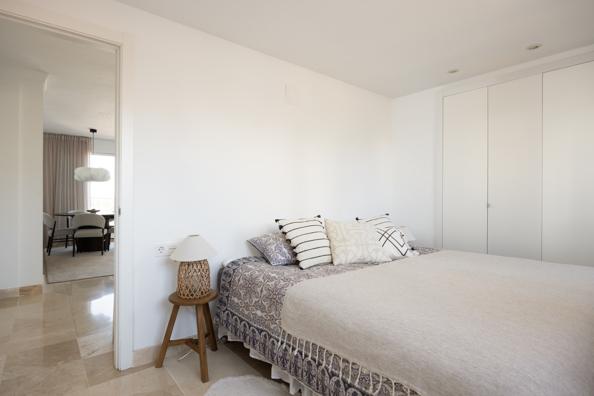 3 Bedroom Apartment for Sale in El Paraiso — 9