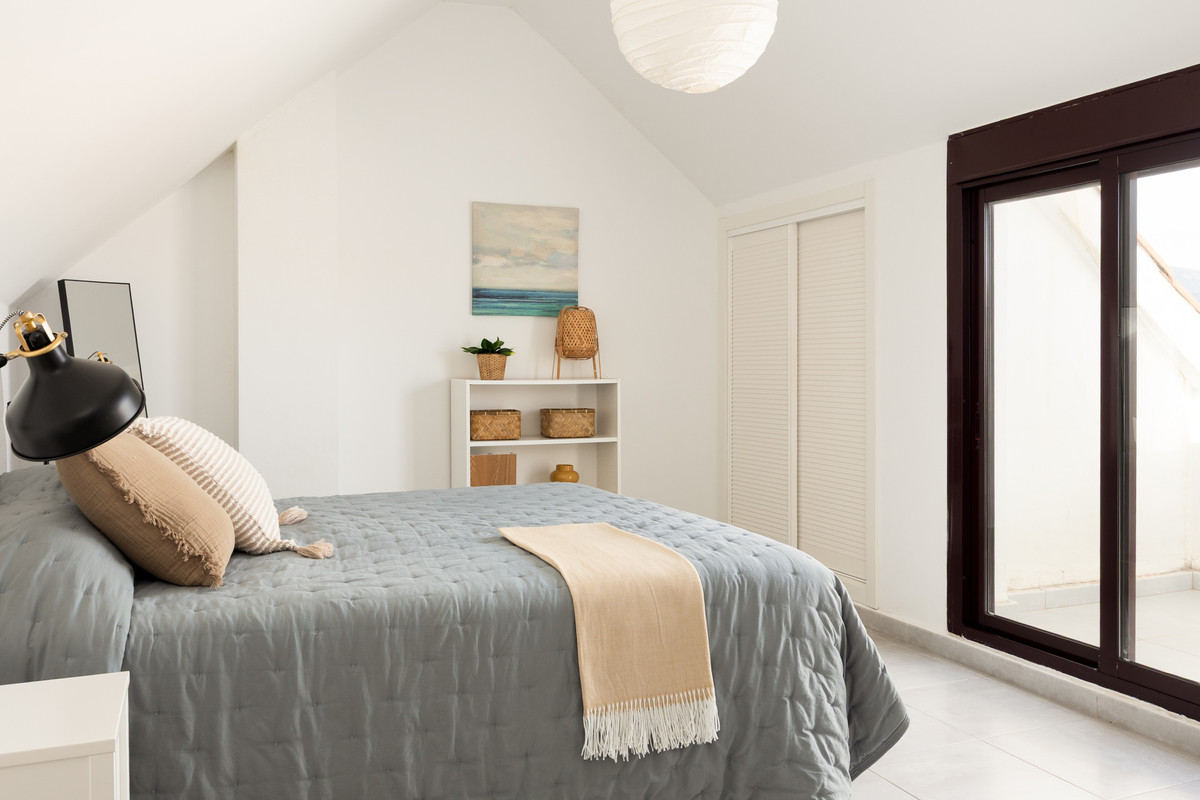 4 Bedroom Apartment for Sale in Nueva Andalucía — 8