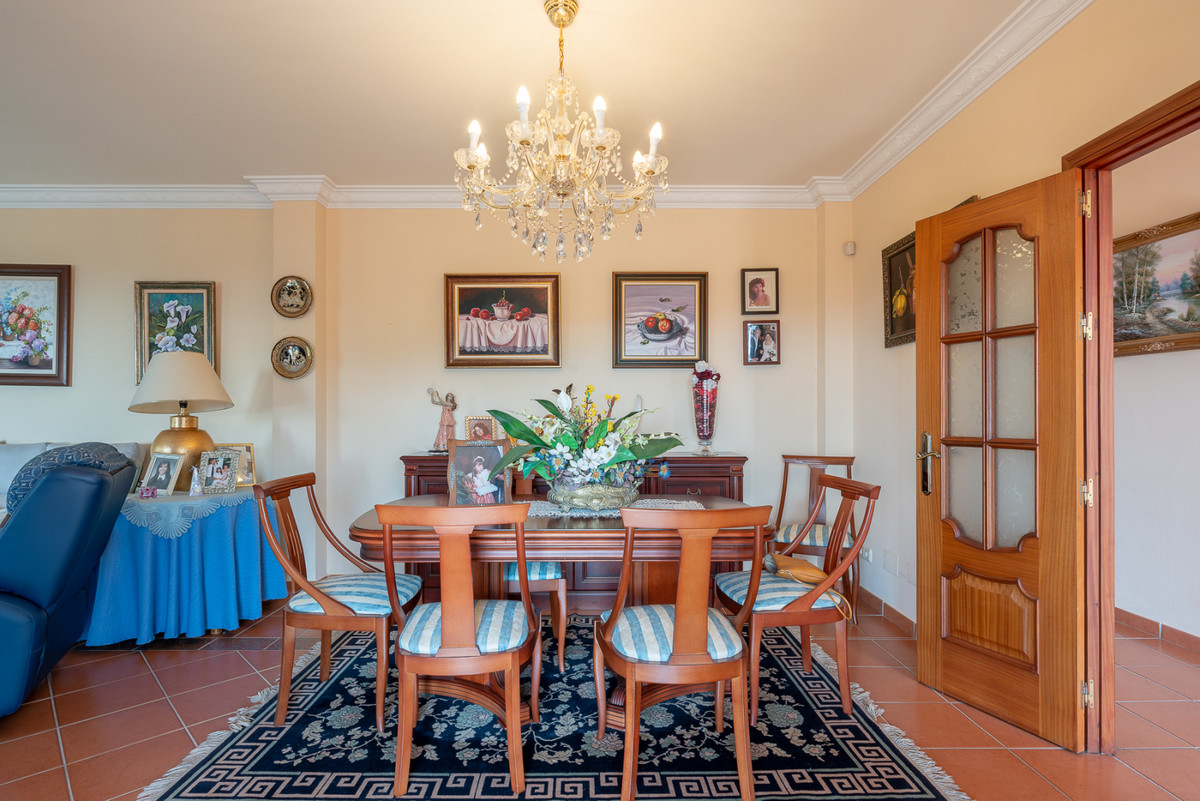 4 Bedroom Villa for Sale in Marbella — 9