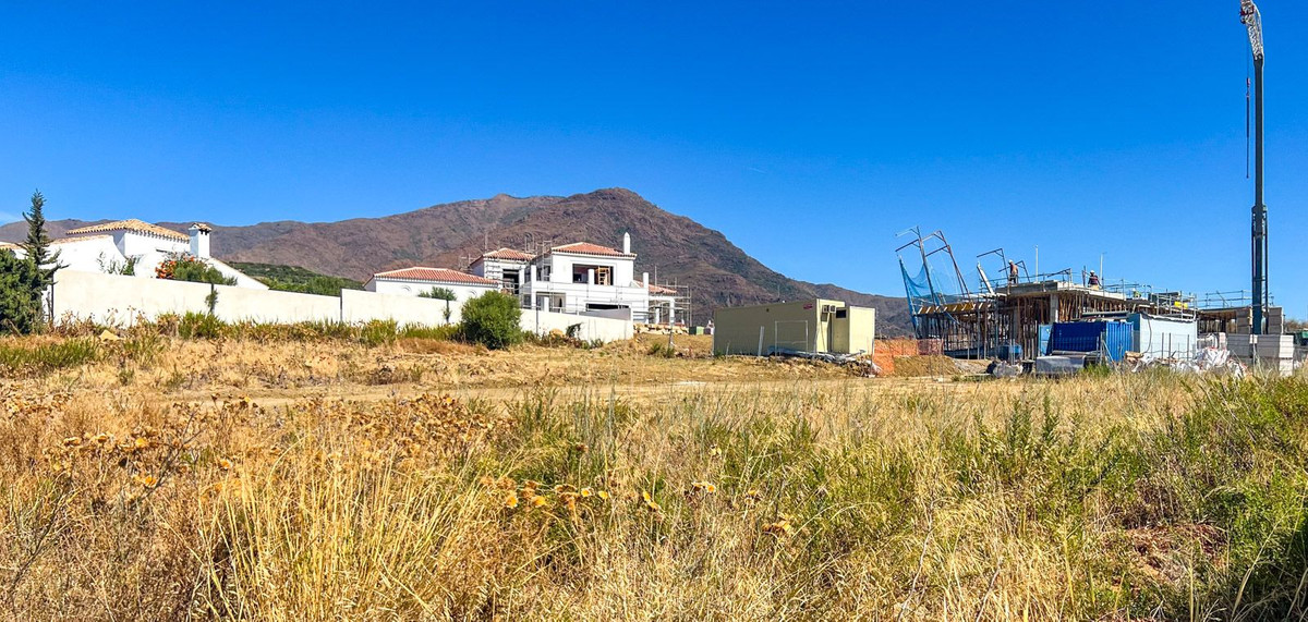 Plot for Sale in Estepona — 5
