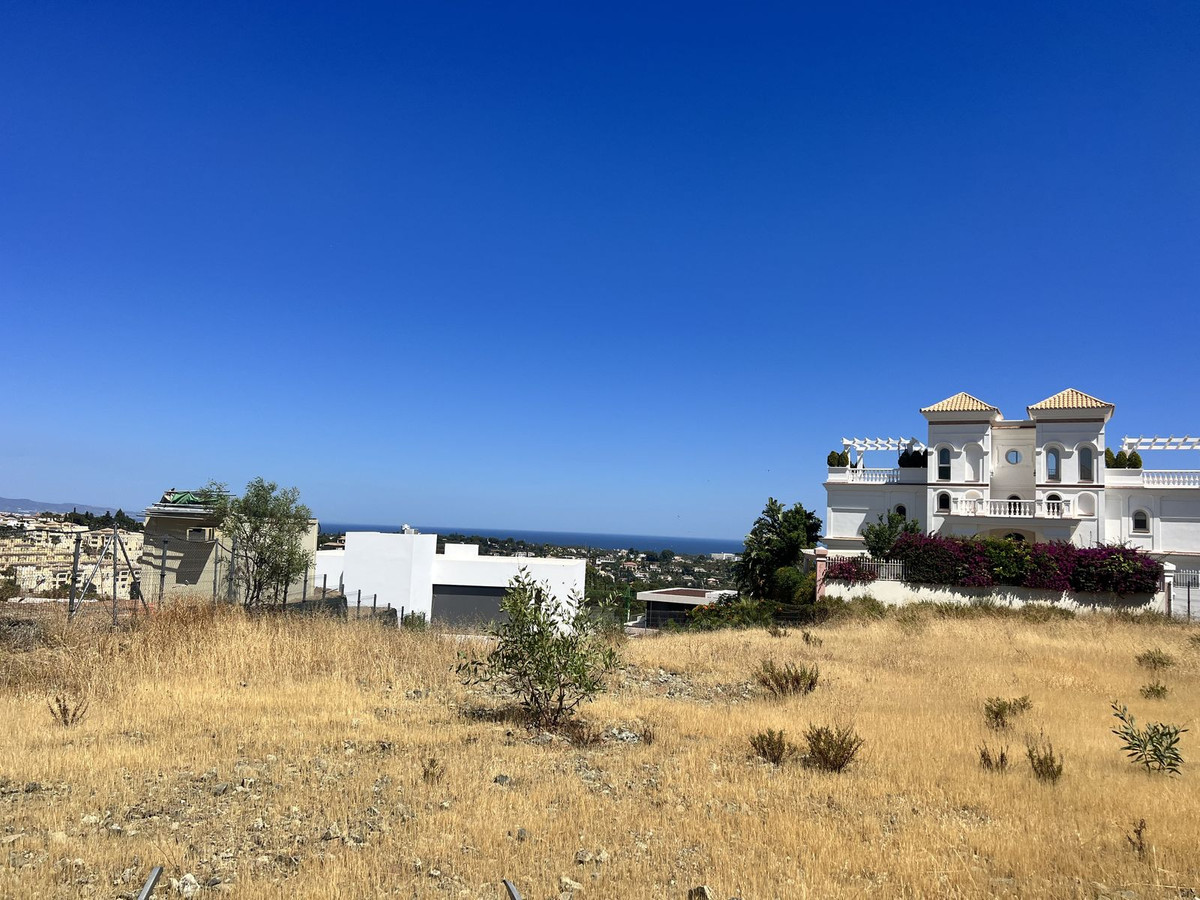 Plot for Sale in Benahavís — 2