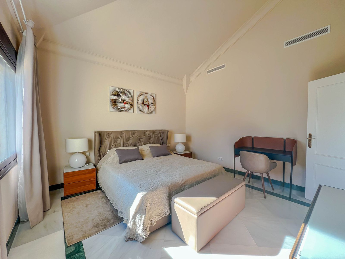 5 Bedroom Villa for Sale in Los Flamingos — 3