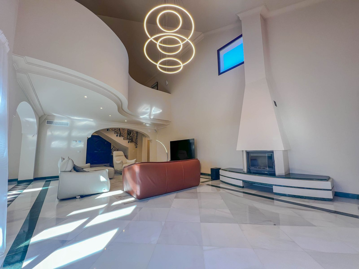 5 Bedroom Villa for Sale in Los Flamingos — 6