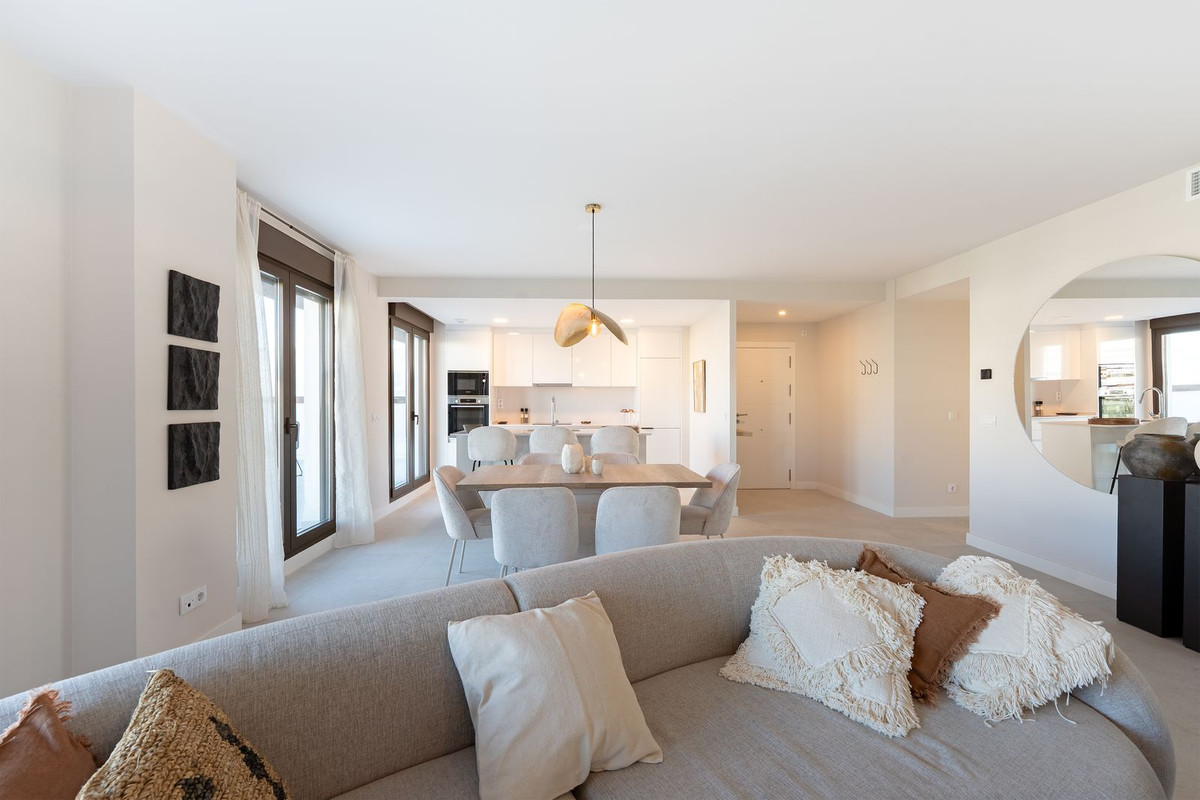 3 Bedroom Apartment for Sale in Estepona — 4