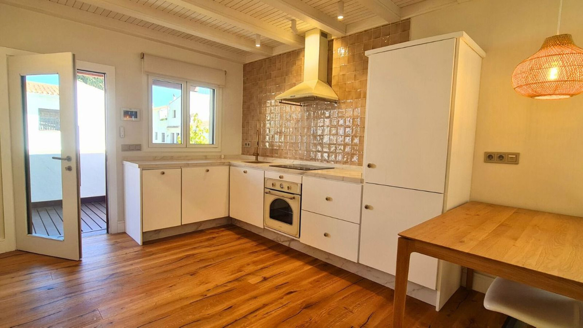 1 Bedroom Villa for Sale in Marbella — 5