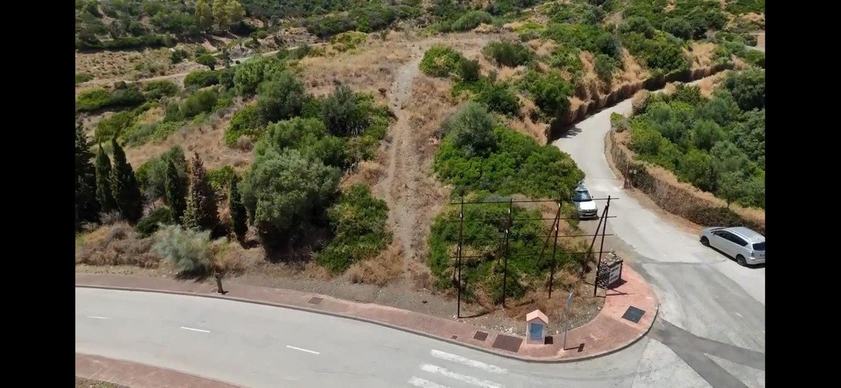 Plot for Sale in Estepona — 4