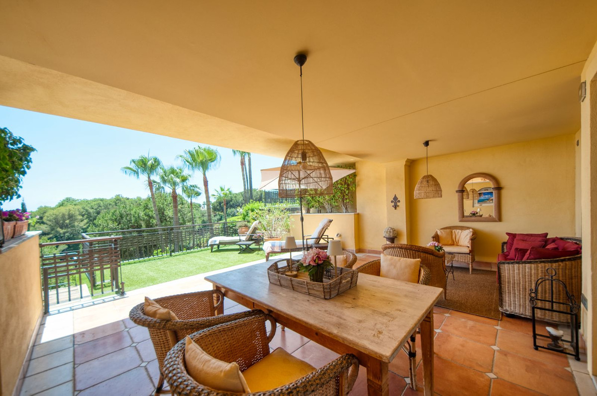 2 Bedroom Apartment for Sale in Sierra Blanca