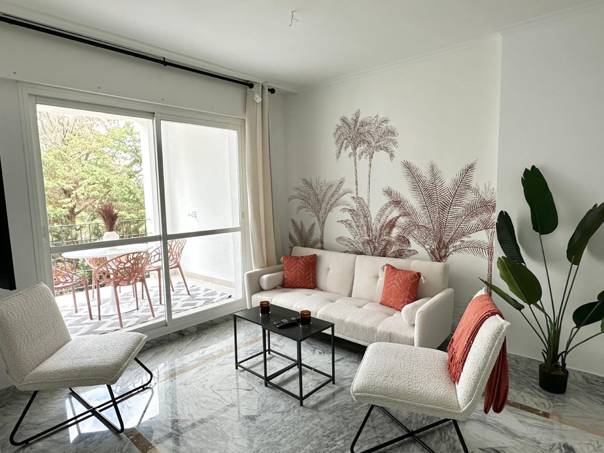 2 Bedroom Apartment for Sale in San Pedro de Alcántara — 8