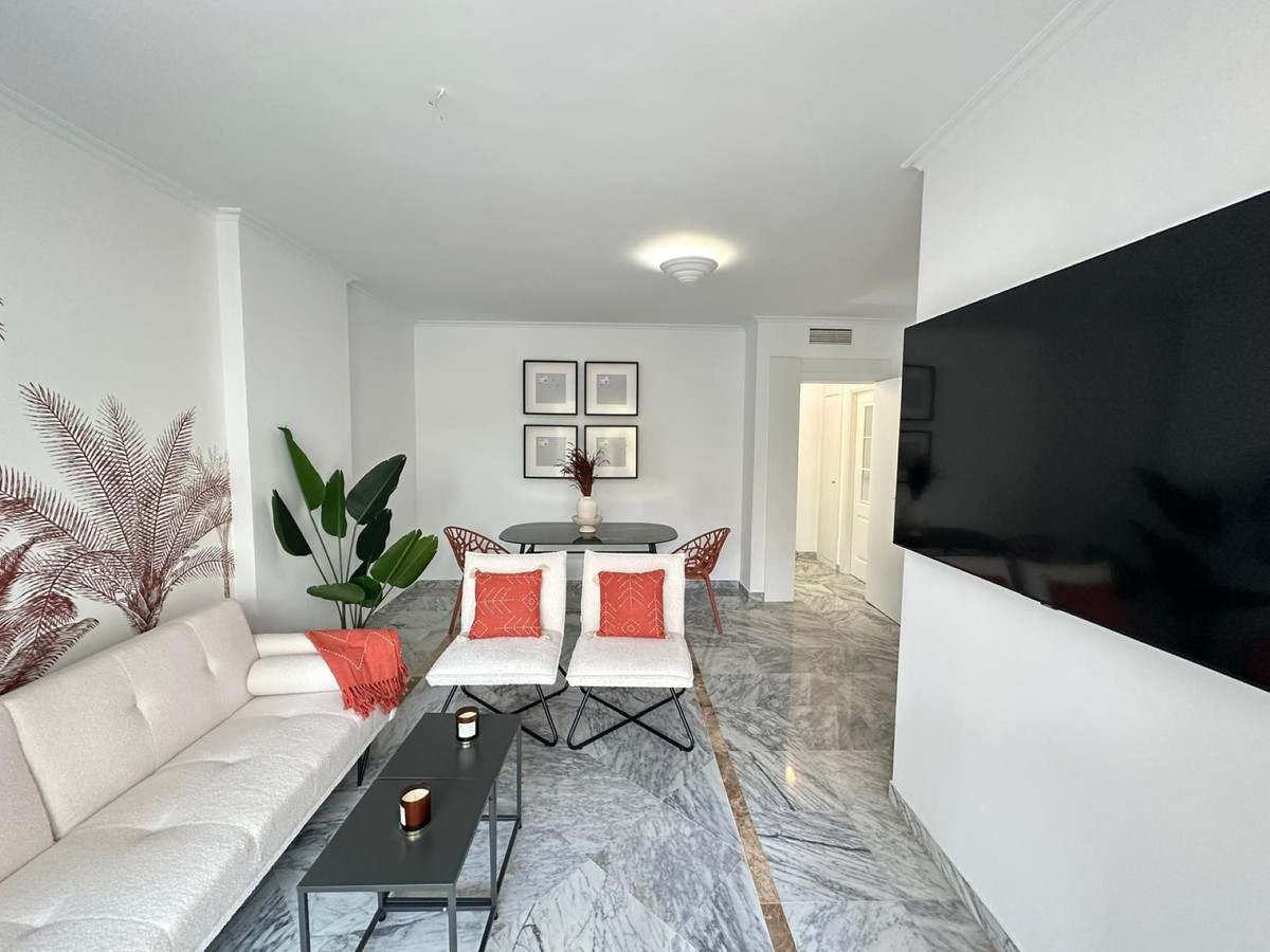 2 Bedroom Apartment for Sale in San Pedro de Alcántara — 9