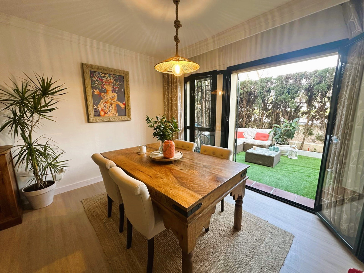2 Bedroom Apartment for Sale in San Pedro de Alcántara — 3