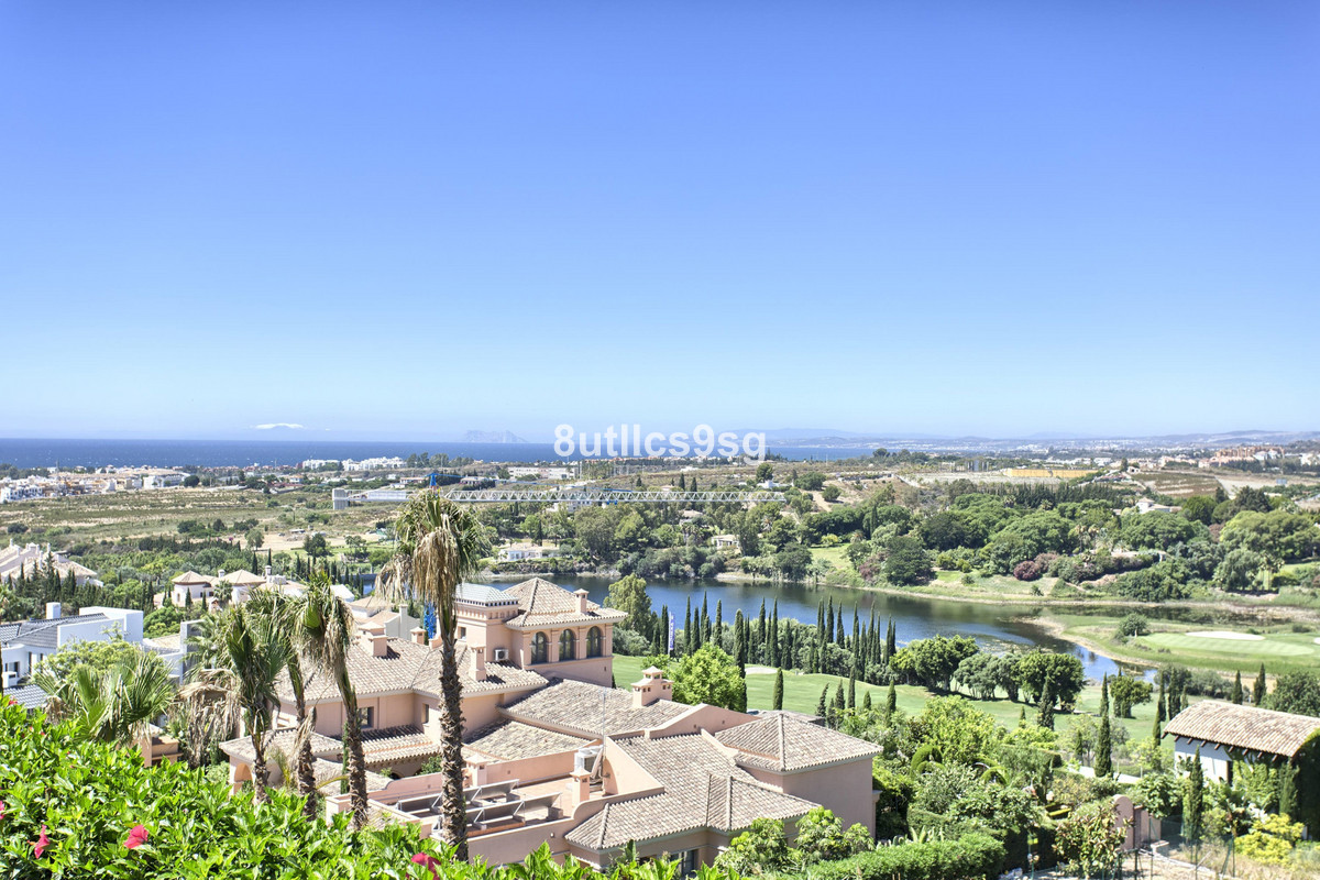 4 Bedroom Villa for Sale in Los Flamingos — 8