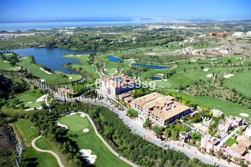 4 Bedroom Villa for Sale in Los Flamingos — 9
