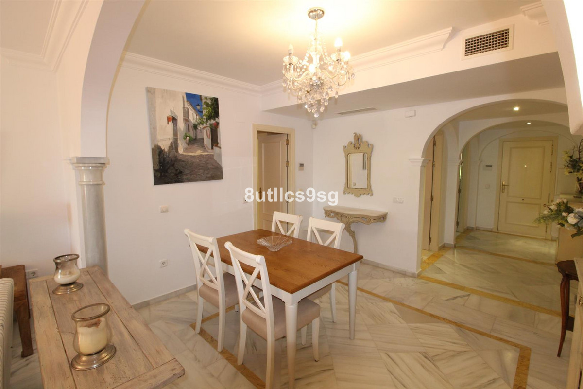 2 Bedroom Apartment for Sale in Nueva Andalucía — 7
