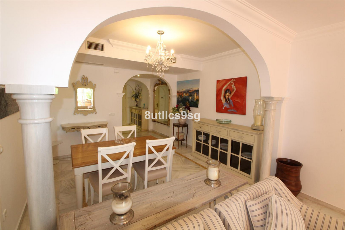 2 Bedroom Apartment for Sale in Nueva Andalucía — 8