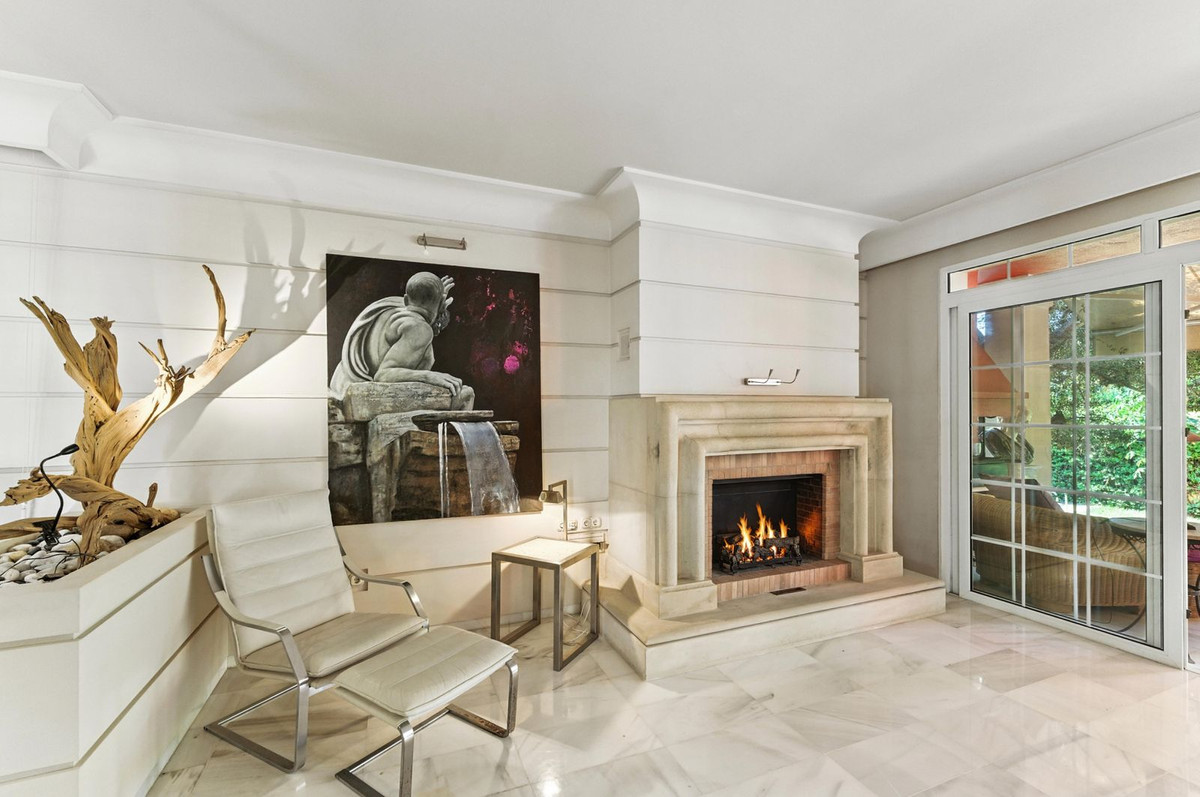 10 Bedroom Villa for Sale in Marbella — 5