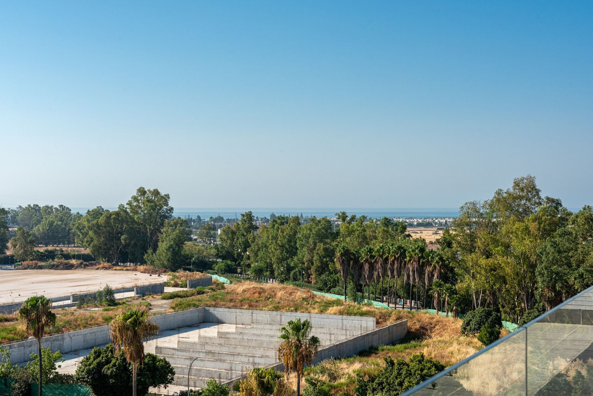 3 Bedroom Apartment for Sale in Nueva Andalucía — 3