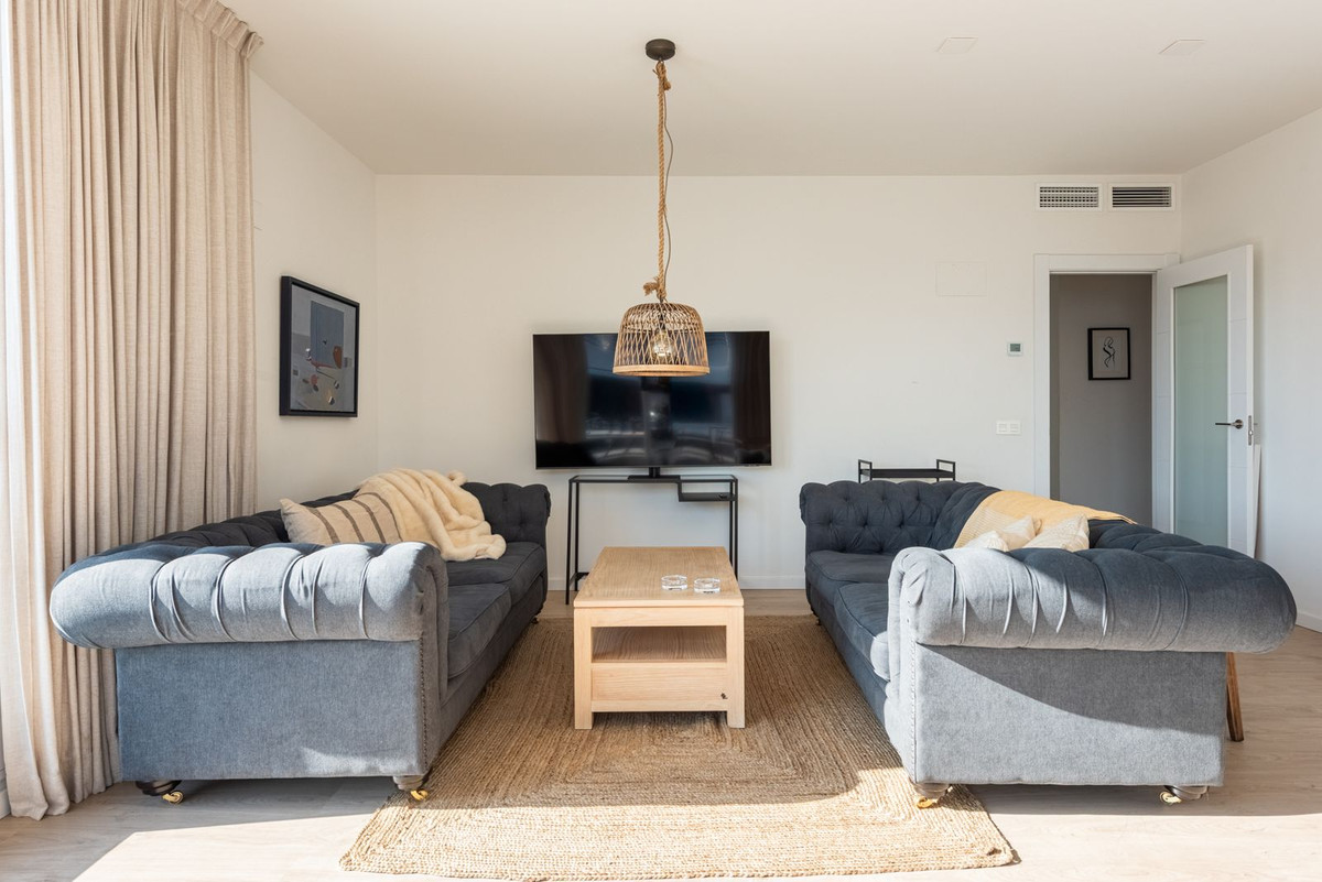 3 Bedroom Apartment for Sale in Nueva Andalucía — view 10