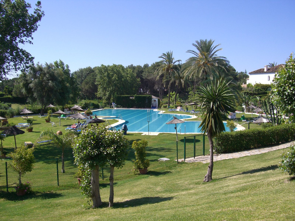 2 Bedroom Apartment for Sale in Benamara