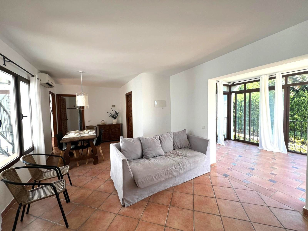 2 Bedroom Apartment for Sale in El Paraiso — 4