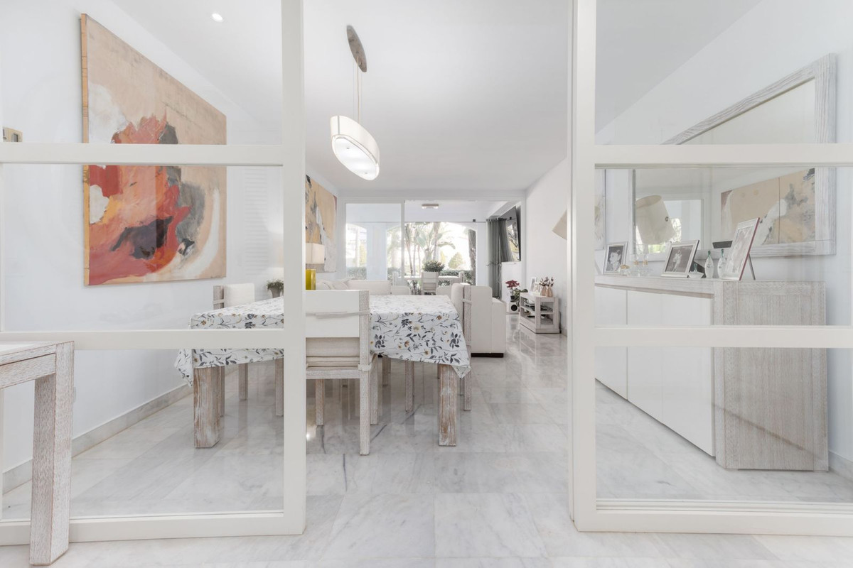 5 Bedroom Apartment for Sale in San Pedro de Alcántara — 6