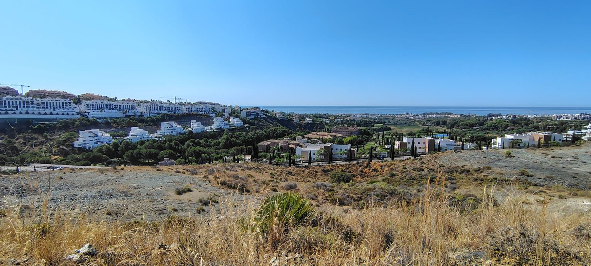 Plot for Sale in Cancelada