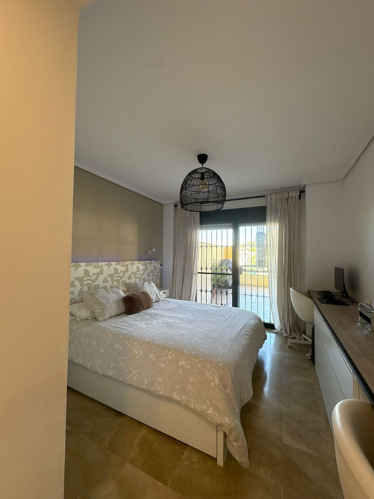 2 Bedroom Apartment for Sale in Estepona — 7