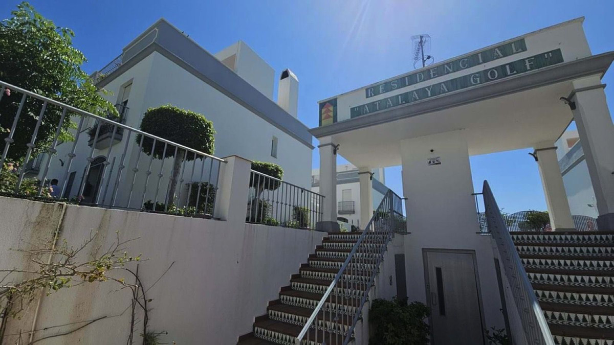 3 Bedroom Villa for Sale in Atalaya — 3