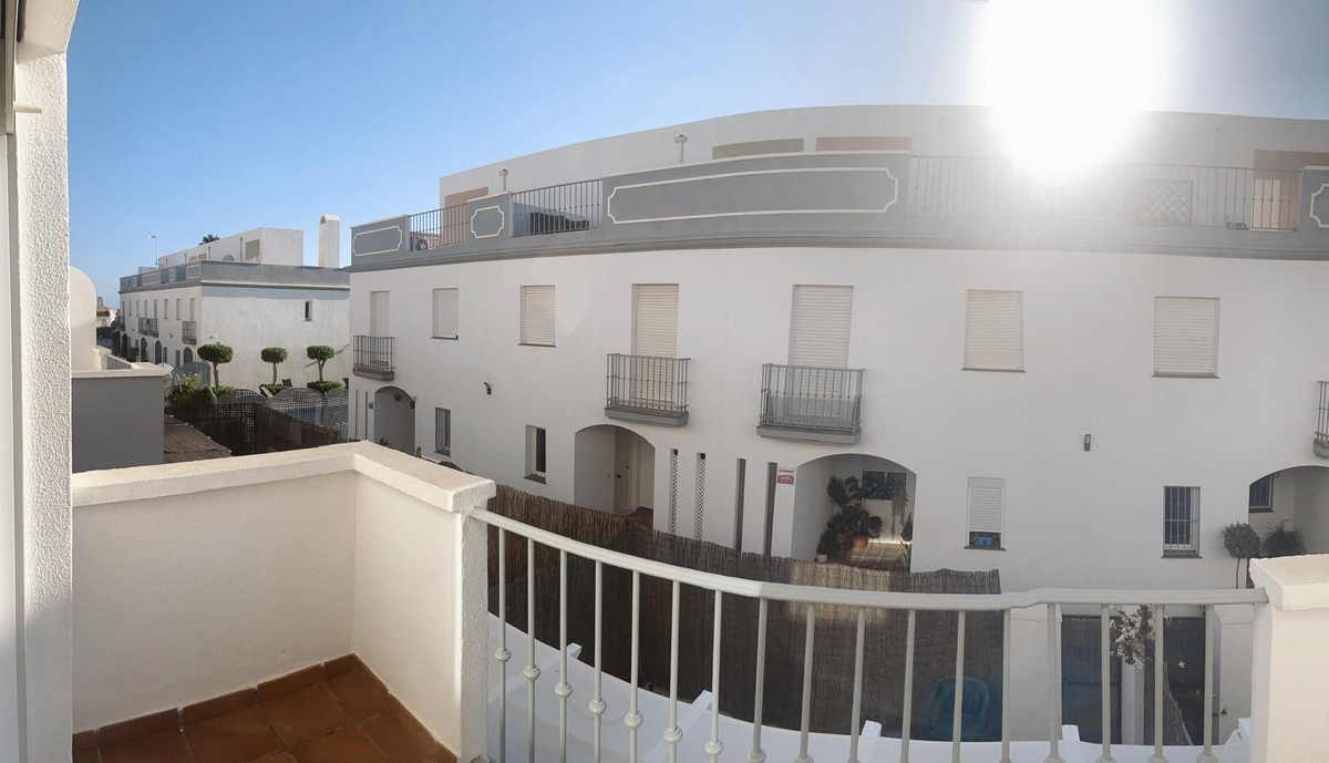 3 Bedroom Villa for Sale in Atalaya — 5